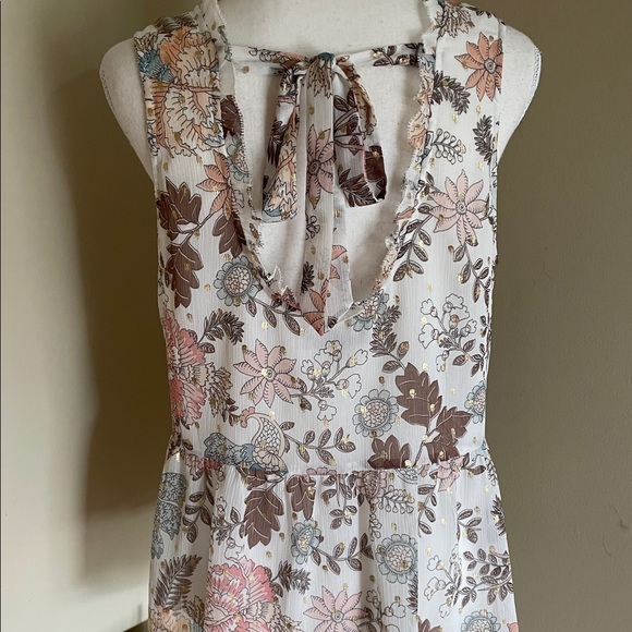 ADORABLE LOFT Shift Drape Back Tank Top - Picture 5 of 11